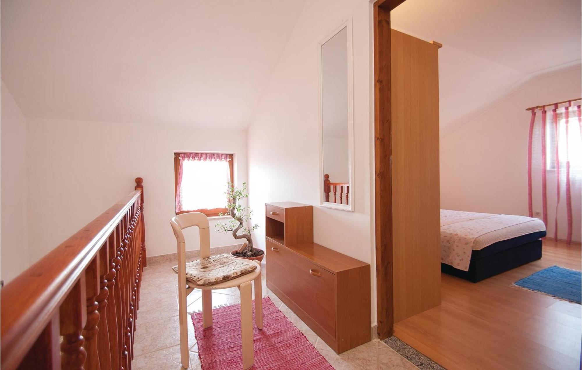 Lovely Apartment In Rovinj With Kitchen Exteriör bild